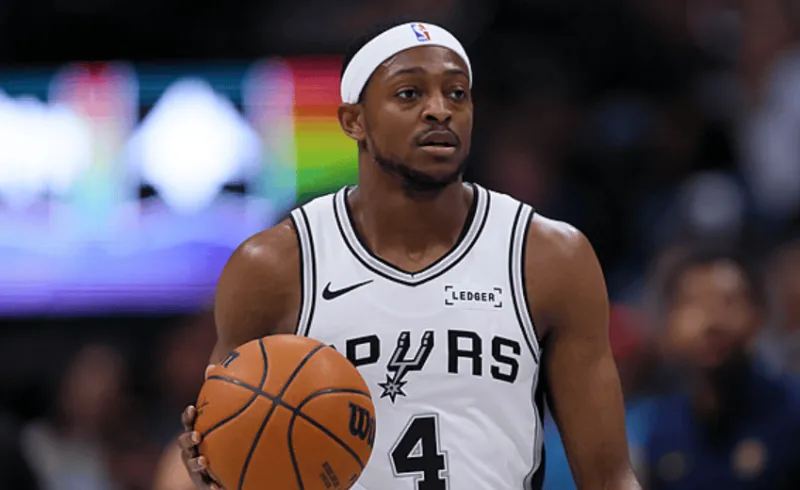 开云-福克斯：没想到马刺本赛季能取得佳绩，我觉得需要两年时间